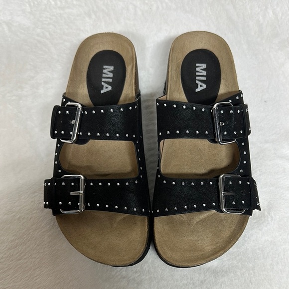 MIA  Brookie Black Studded Platform Sandals - Picture 1 of 13